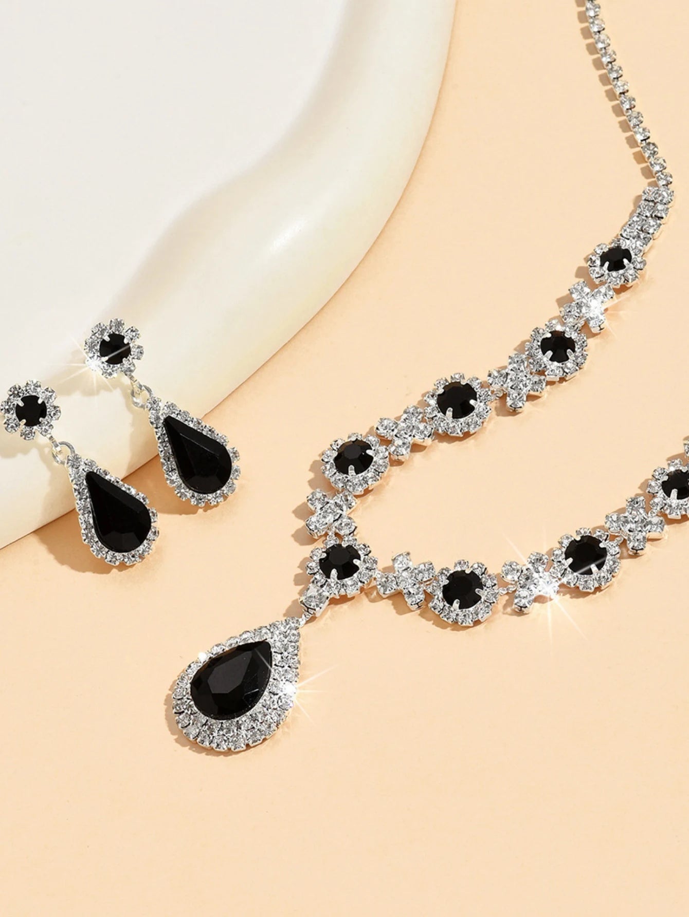 Parure Cristal Femme – Collier & Boucles d'Oreilles Goutte | Soirée & Mariage